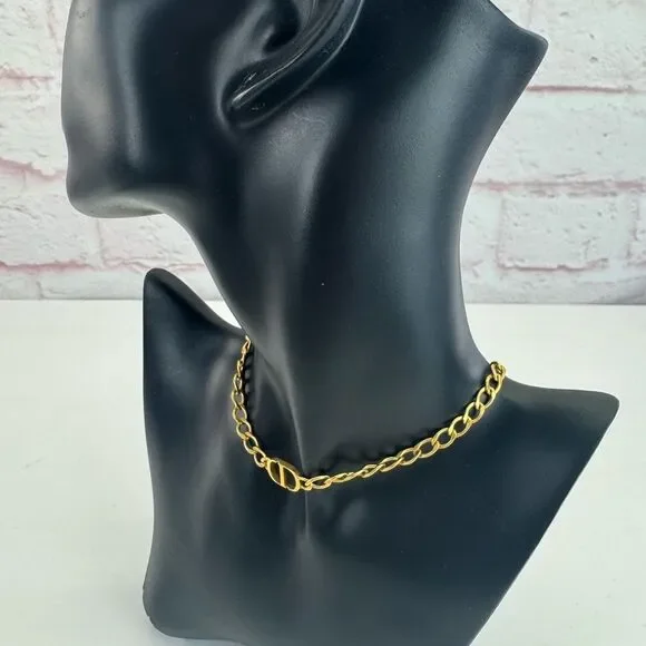 Christian Dior 30 Montaigne Petit Gold Chain Necklace - Picture 4 of 9